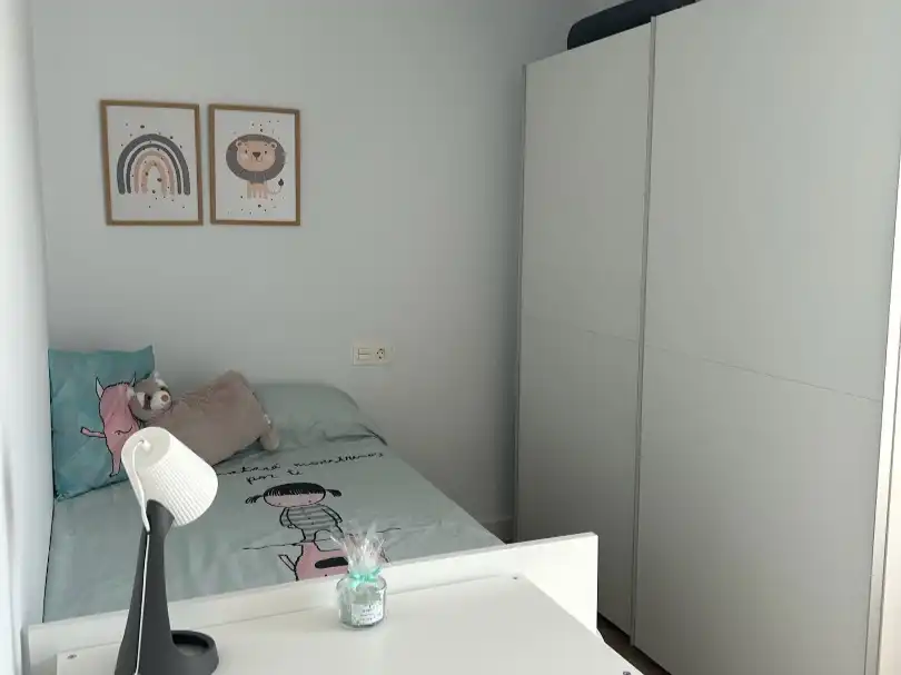 Wohnung zum Verkauf in Calle Circunvalación Encina, 20, Chana Schlafzimmer von Wohnung zum Verkauf in Granada Capital mit Klimaanlage und Balkon