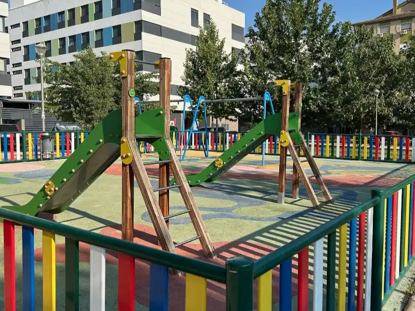 Wohnung zum Verkauf in Calle Circunvalación Encina, 20, Chana Außenansicht von Wohnung zum Verkauf in Granada Capital mit Klimaanlage und Balkon