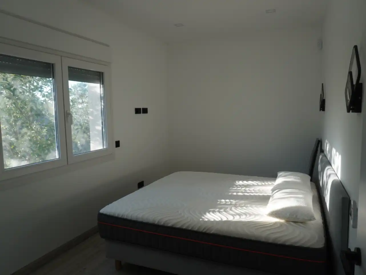 Casa o xalet en venda a Cala Vedella - Cala Tarida Dormitori de Casa o xalet en venda en Sant Josep de sa Talaia amb Aire condicionat, Terrassa i Piscina