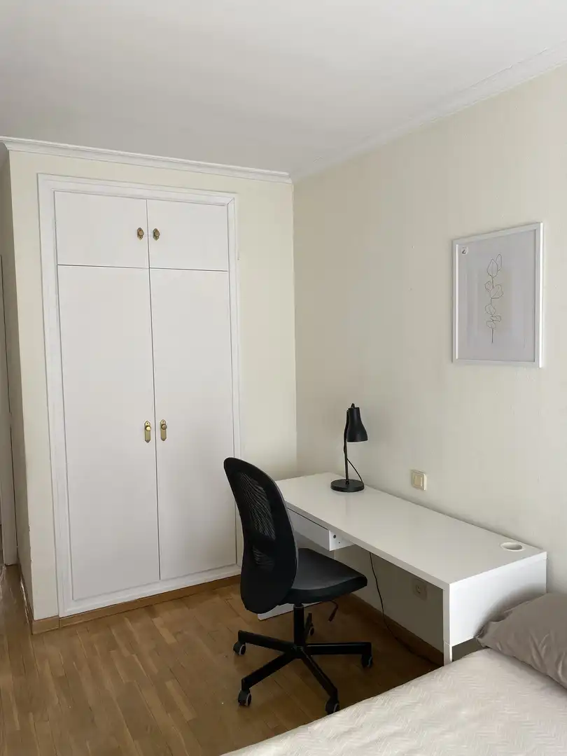 Bedroom of Flat for rent in  Madrid Capital  with Air Conditioner and Balcony