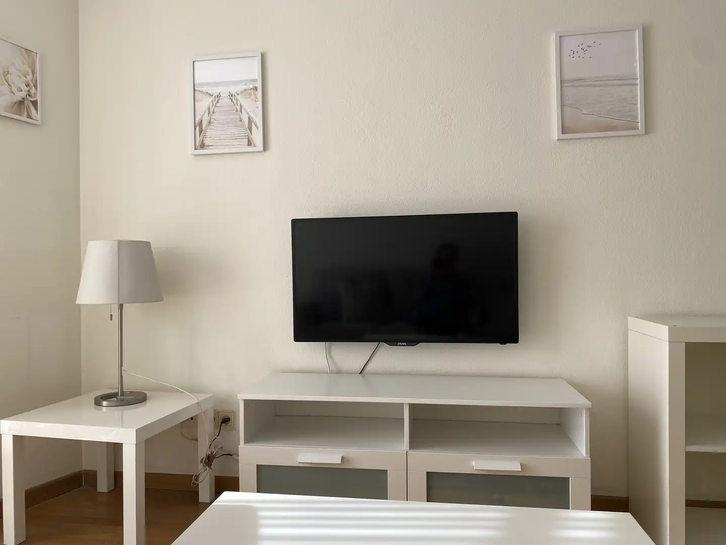Living room of Flat for rent in  Madrid Capital  with Air Conditioner and Balcony