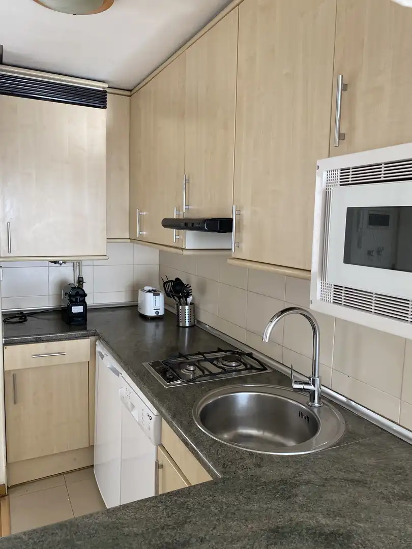 Kitchen of Flat for rent in  Madrid Capital  with Air Conditioner and Balcony