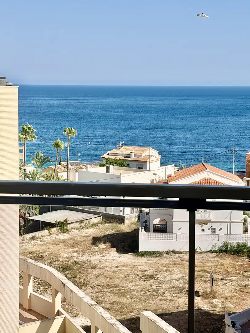 Flat for rent in Carrer Navío, 10, Calpe / Calp Exterior view of Flat for rent in Calpe / Calp with Air Conditioner, Terrace and Swimming Pool