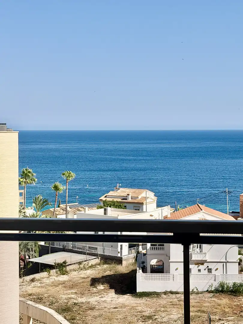Flat for rent in Carrer Navío, 10, Calpe / Calp Exterior view of Flat for rent in Calpe / Calp with Air Conditioner, Terrace and Swimming Pool