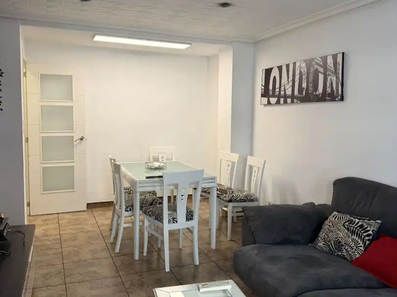 Esszimmer von Wohnung zur untervermieten in Valencia mit Klimaanlage, Möbliert und Balkon