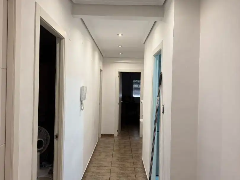 Wohnung zur untervermieten in Valencia mit Klimaanlage, Möbliert und Balkon