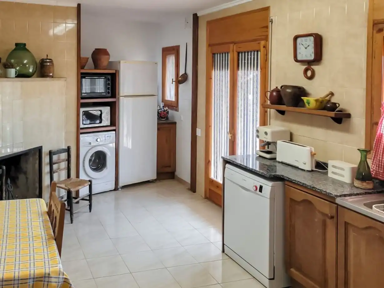 Flat for sale in Calle Calderé, 24, La Fresneda Kitchen of Flat for sale in La Fresneda with Air Conditioner, Heating and Private garden