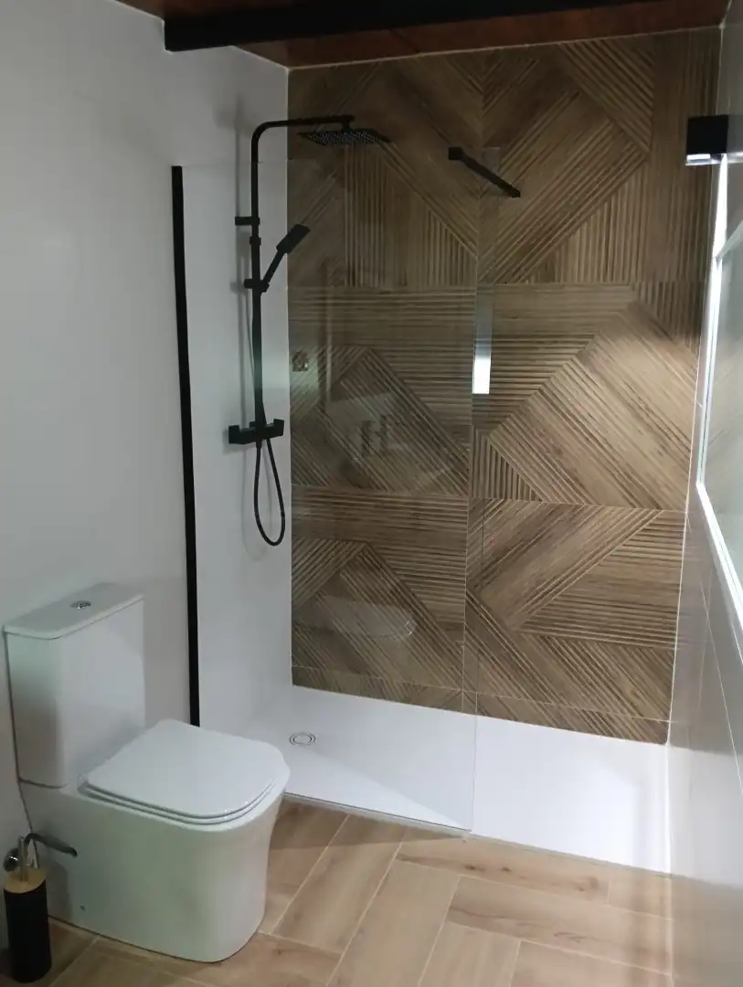 Duplexes for rent in Calle Bolivia, 4, Nuevo Cáceres Bathroom of Duplexes for rent in Cáceres with Air Conditioner, Heating and Furnished