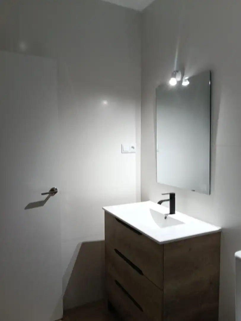 Duplexes for rent in Calle Bolivia, 4, Nuevo Cáceres Bathroom of Duplexes for rent in Cáceres with Air Conditioner, Heating and Furnished