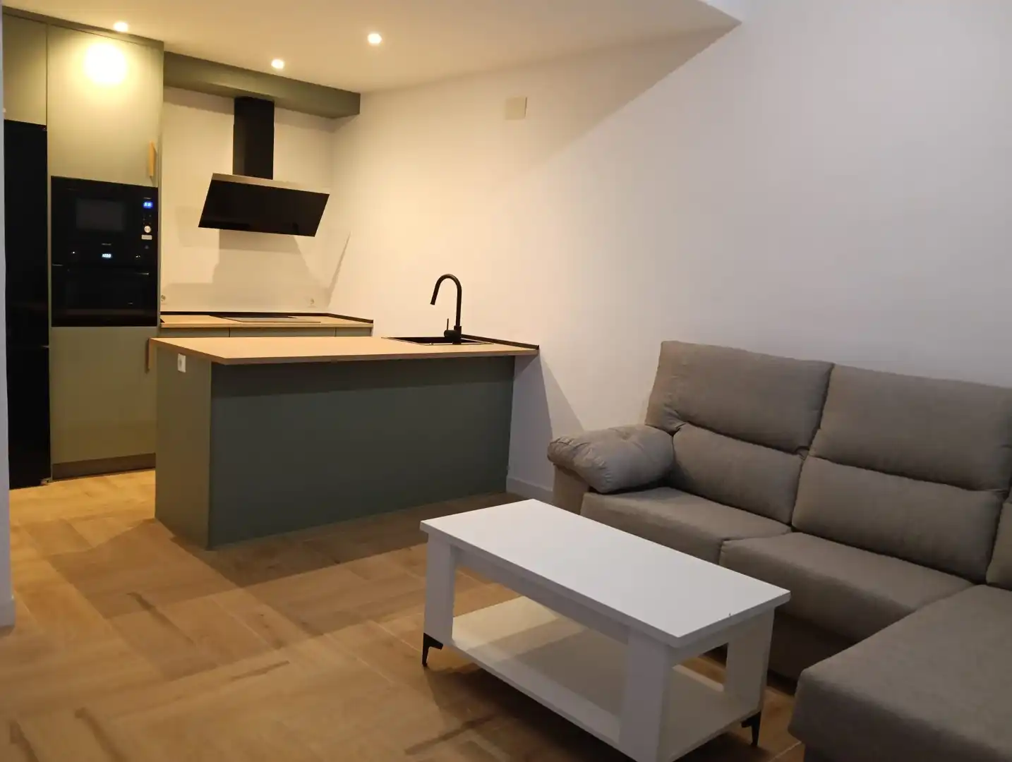 Duplexes for rent in Calle Bolivia, 4, Nuevo Cáceres Living room of Duplexes for rent in Cáceres with Air Conditioner, Heating and Furnished