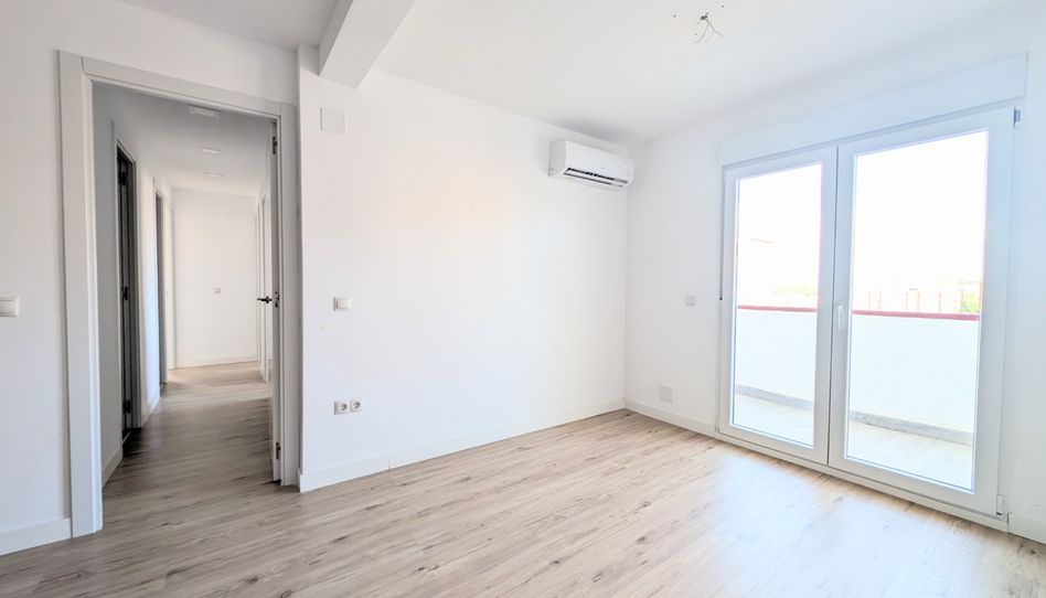 Piso en venta en Calle Lucano, 17, Canillejas, Madrid Capital - imagen 1 Foto 1 de Piso en venta en Calle Lucano, 17, Canillejas, Madrid Capital