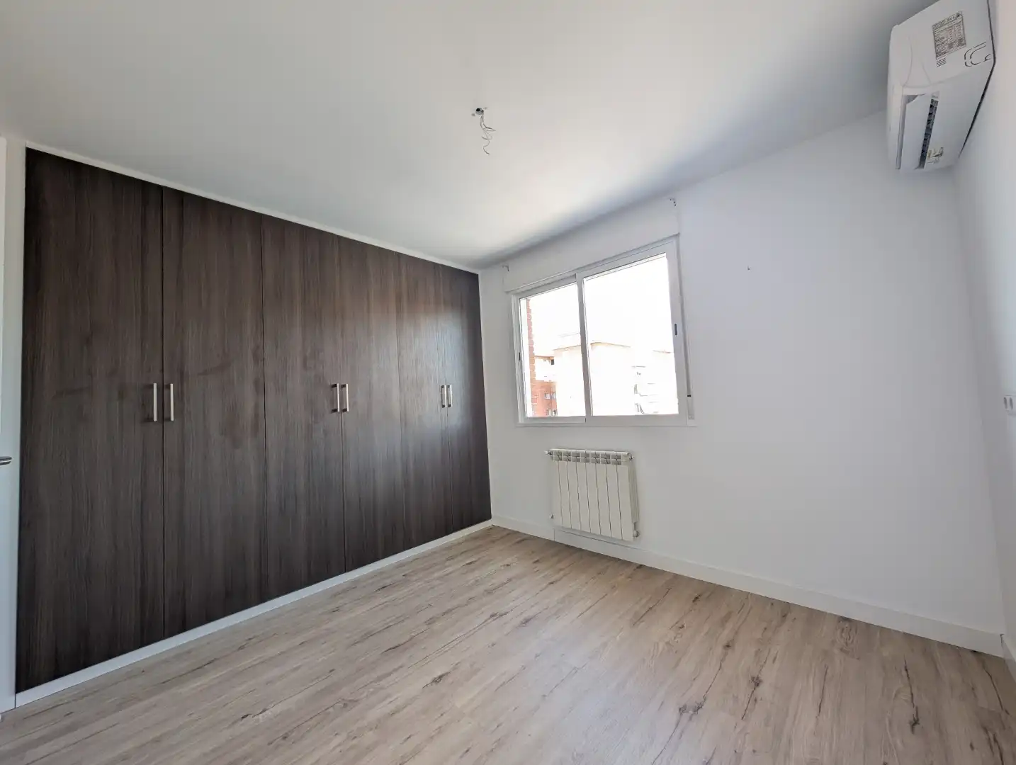 Habitación de Piso en venta en  Madrid Capital con Aire acondicionado y Terraza