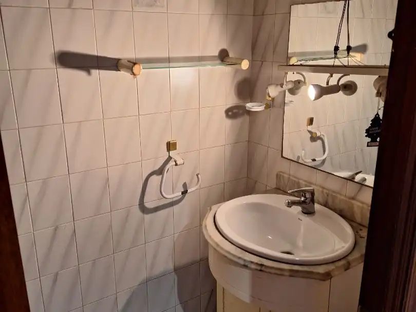 Flat for sale in Iparraguirre Kalea, 20, Azken Portu - Behobia Bathroom of Flat for sale in Irun with Air Conditioner and Terrace