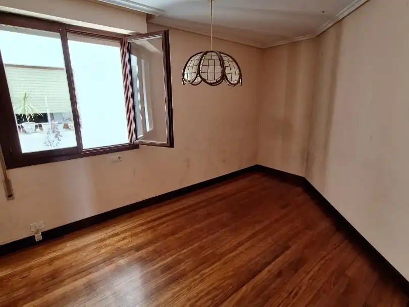 Flat for sale in Iparraguirre Kalea, 20, Azken Portu - Behobia Dining room of Flat for sale in Irun with Air Conditioner and Terrace