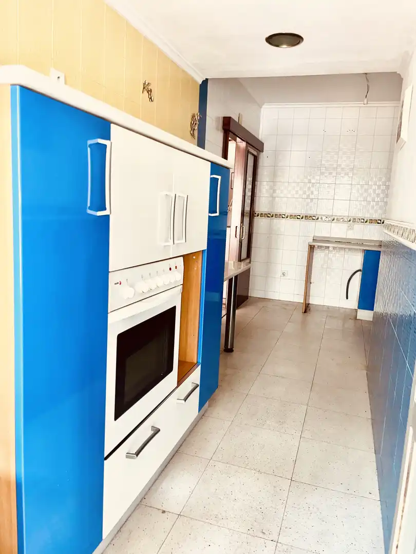 Pis en venda a Calle Ramon y Cajal, 22, La Villa - Bazuelo Cuina de Pis en venda en Mieres (Asturias) amb Terrassa