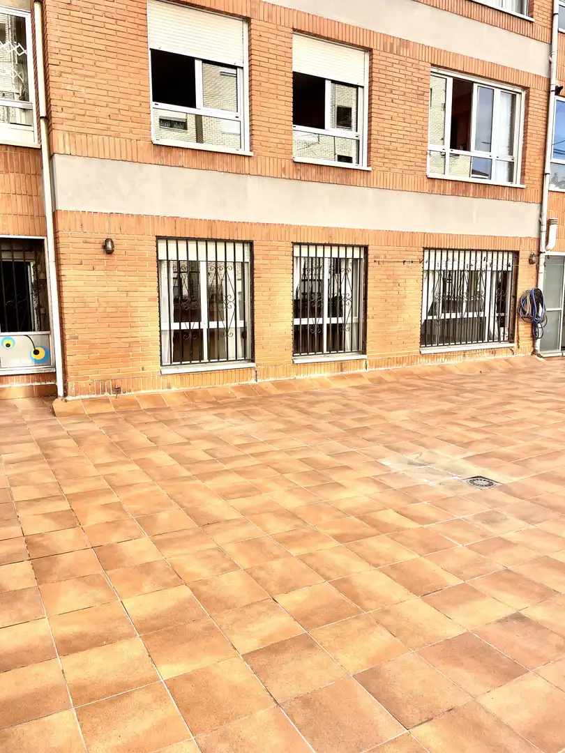 Pis en venda a Calle Ramon y Cajal, 22, La Villa - Bazuelo Terrassa de Pis en venda en Mieres (Asturias) amb Terrassa