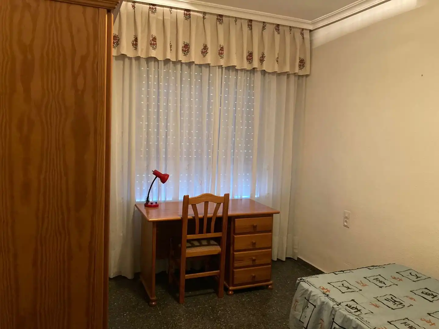 Piso de alquiler en Calle Jorge Juan, 3, Hospital Habitación de Piso de alquiler en Albacete con Calefacción, Amueblado y Balcón