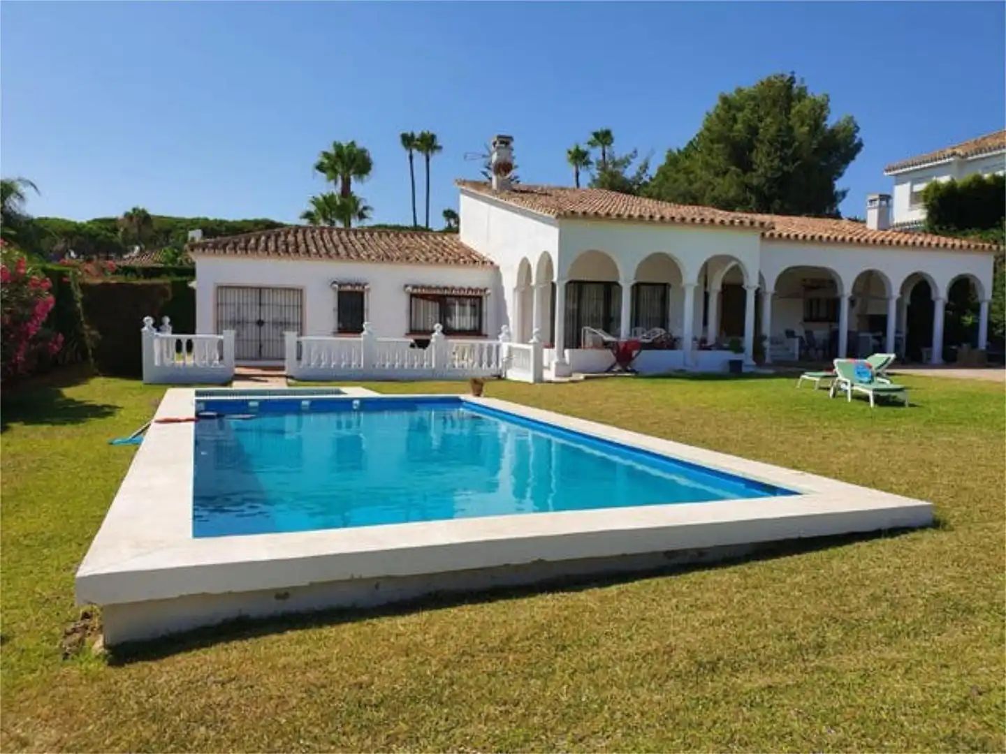 Detached homes for sale in Hacienda Las Chapas Garden of Detached homes for sale in Marbella with Heating, Private garden and Terrace