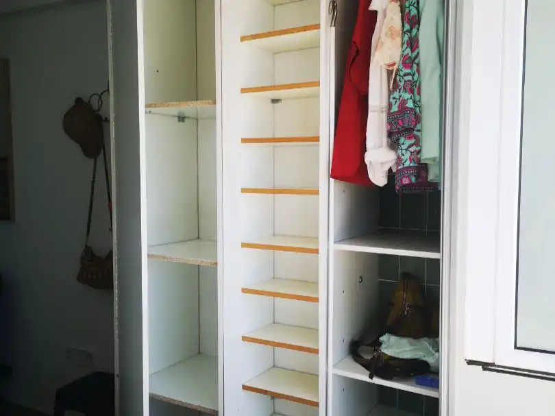 Dormitori de Apartament de lloguer en Torremolinos amb Aire condicionat i Piscina