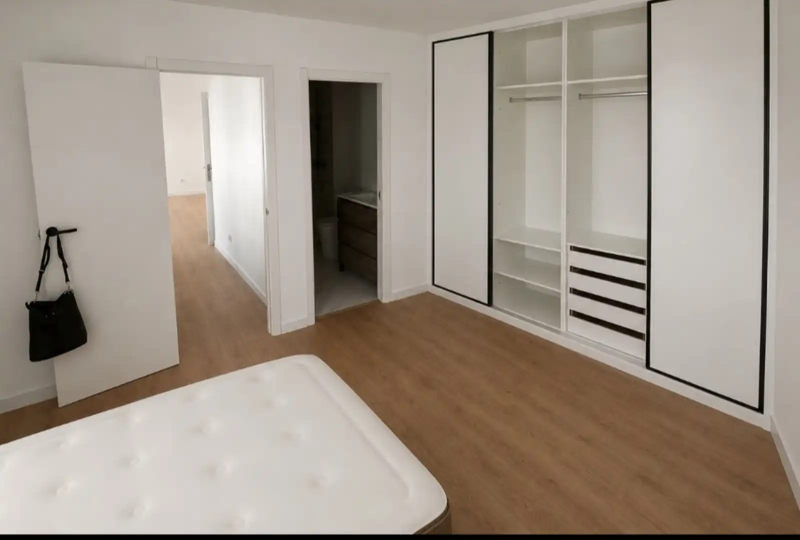 Apartments for rent in Calle Alfonso de Castro, 15, Salesas Bedroom of Apartments for rent in Salamanca Capital