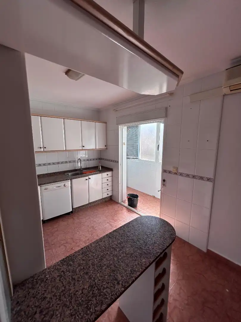 Detached homes for sale in Calle Bullas, 6, San Pedro del Pinatar ciudad Kitchen of Detached homes for sale in San Pedro del Pinatar with Air Conditioner, Private garden and Balcony