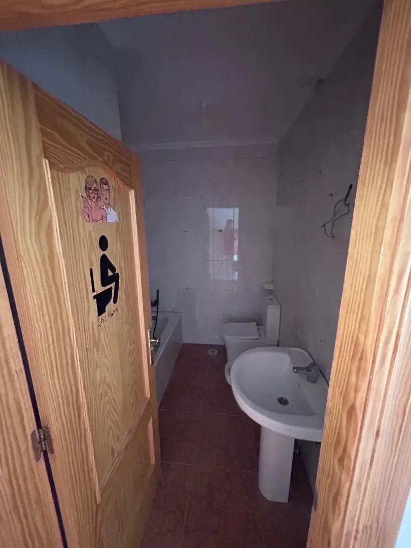Detached homes for sale in Calle Bullas, 6, San Pedro del Pinatar ciudad Bathroom of Detached homes for sale in San Pedro del Pinatar with Air Conditioner, Private garden and Balcony