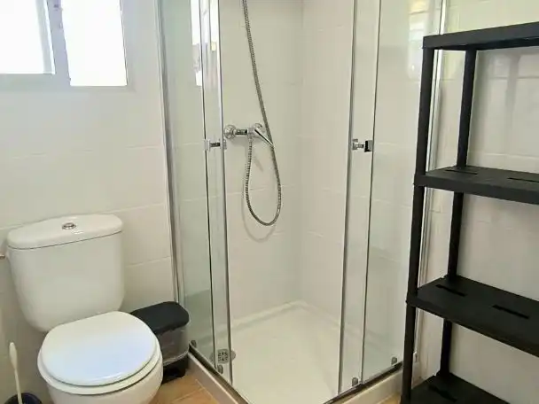 Room in Calle Alfonso XIII, 50, Centro