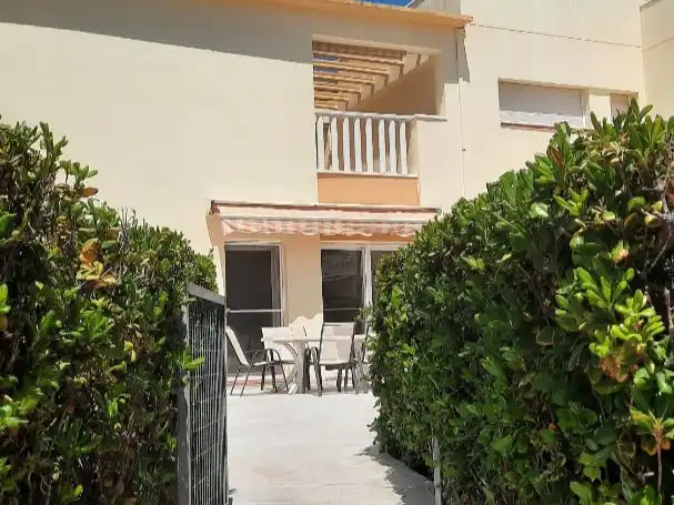 Dúplex de alquiler en Avenida Tortuga Boba, 5, Vera Playa Naturista Terraza de Dúplex de alquiler en Vera con Aire acondicionado, Jardín privado y Terraza