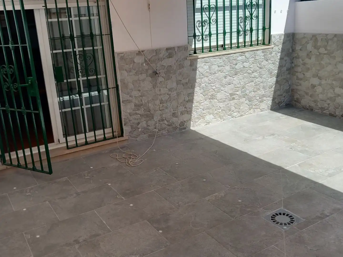 Casa adosada en venda a Calle Osa Mayor, 1, Salobreña Costa Terrassa de Casa adosada en venda en Salobreña amb Aire condicionat, Piscina i Moblat
