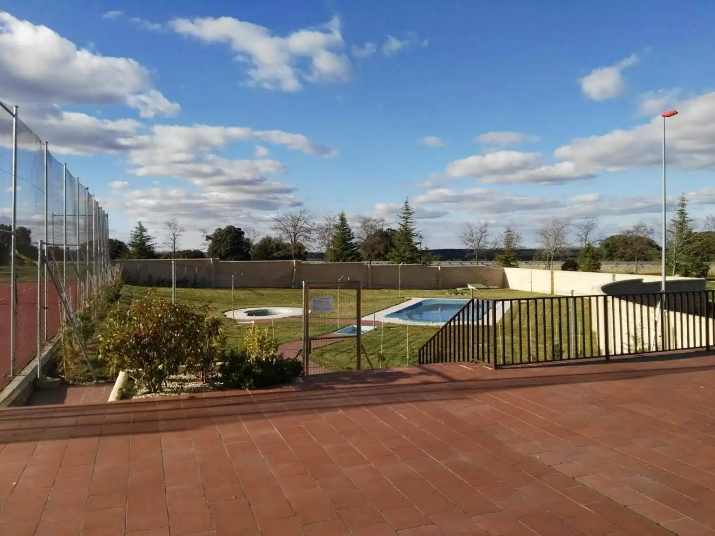 Piso de alquiler en Avenida Patrimonio de la Humanidad, 1, Hervencias Altas - El Pinar Piscina de Piso de alquiler en Ávila con Calefacción, Piscina y Amueblado