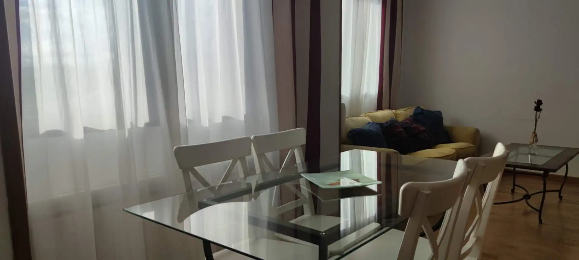 Piso de alquiler en Avenida Patrimonio de la Humanidad, 1, Hervencias Altas - El Pinar Comedor de Piso de alquiler en Ávila con Calefacción, Piscina y Amueblado
