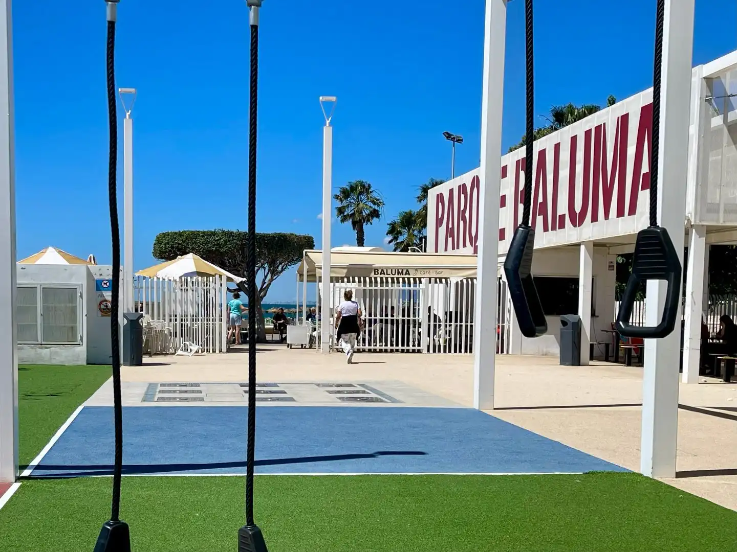 Casa adosada en venda a Paseo de las Palmeras, 3, La Cala del Moral Aparcament de Casa adosada en venda en Rincón de la Victoria amb Aire condicionat, Jardí privat i Terrassa