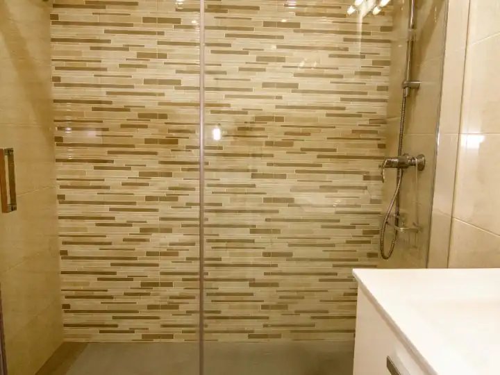 Baño de Piso de alquiler en Málaga Capital con Terraza, Piscina y Balcón