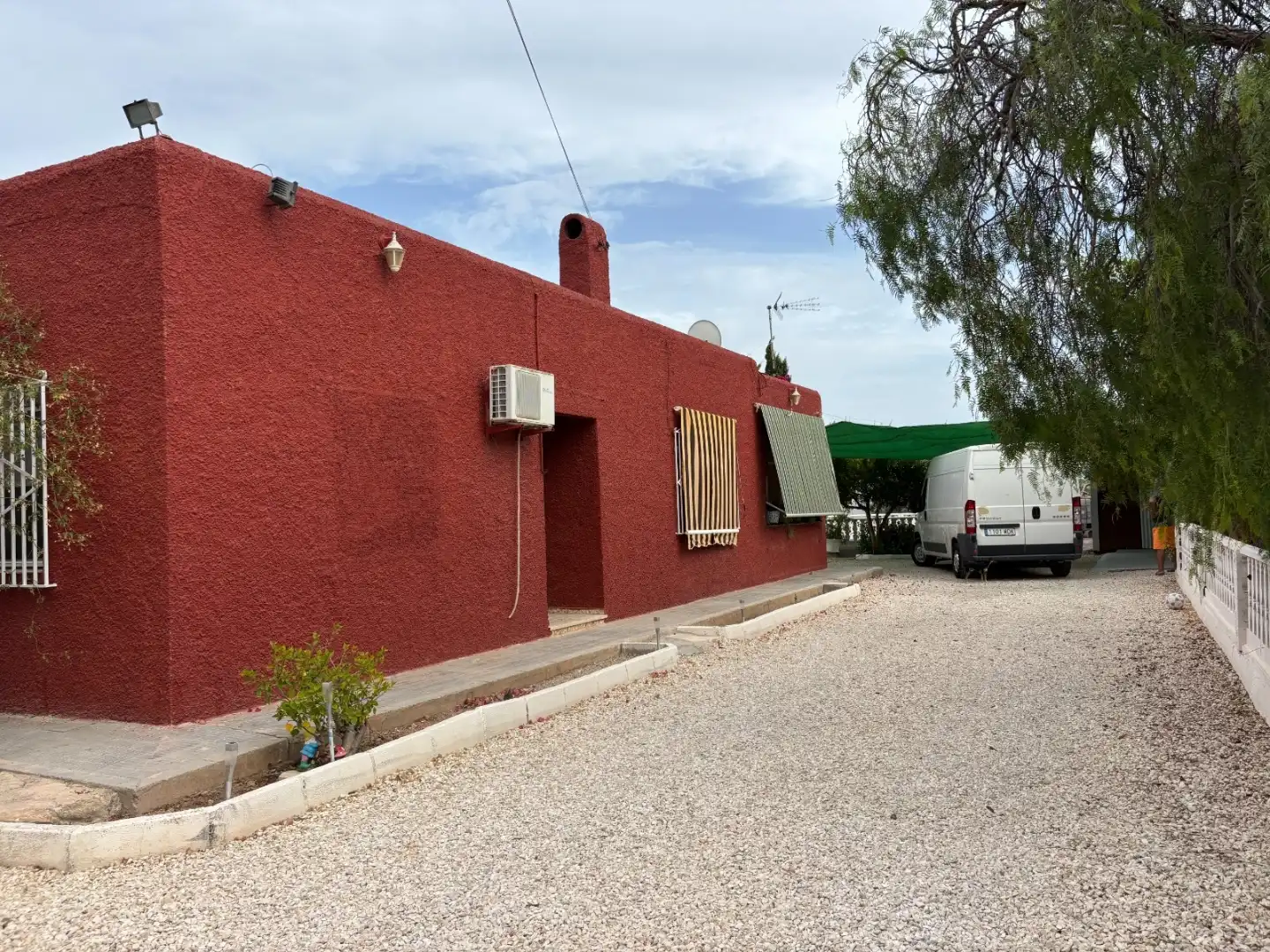 Finca rústica en venda a Partida Maitino, 1051, Perleta - Maitino Vista exterior de Finca rústica en venda en Elche / Elx amb Aire condicionat, Calefacció i Jardí privat