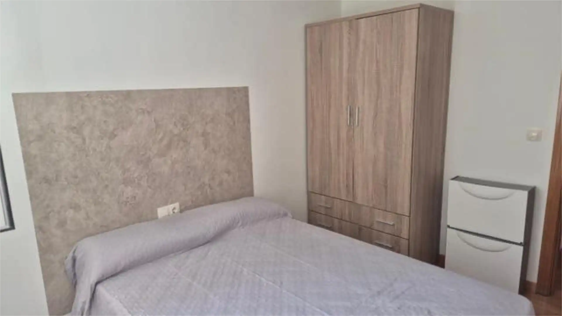 Wohnungen zur Miete in Celanova Schlafzimmer von Wohnungen zur Miete in Celanova mit Heizung und Möbliert