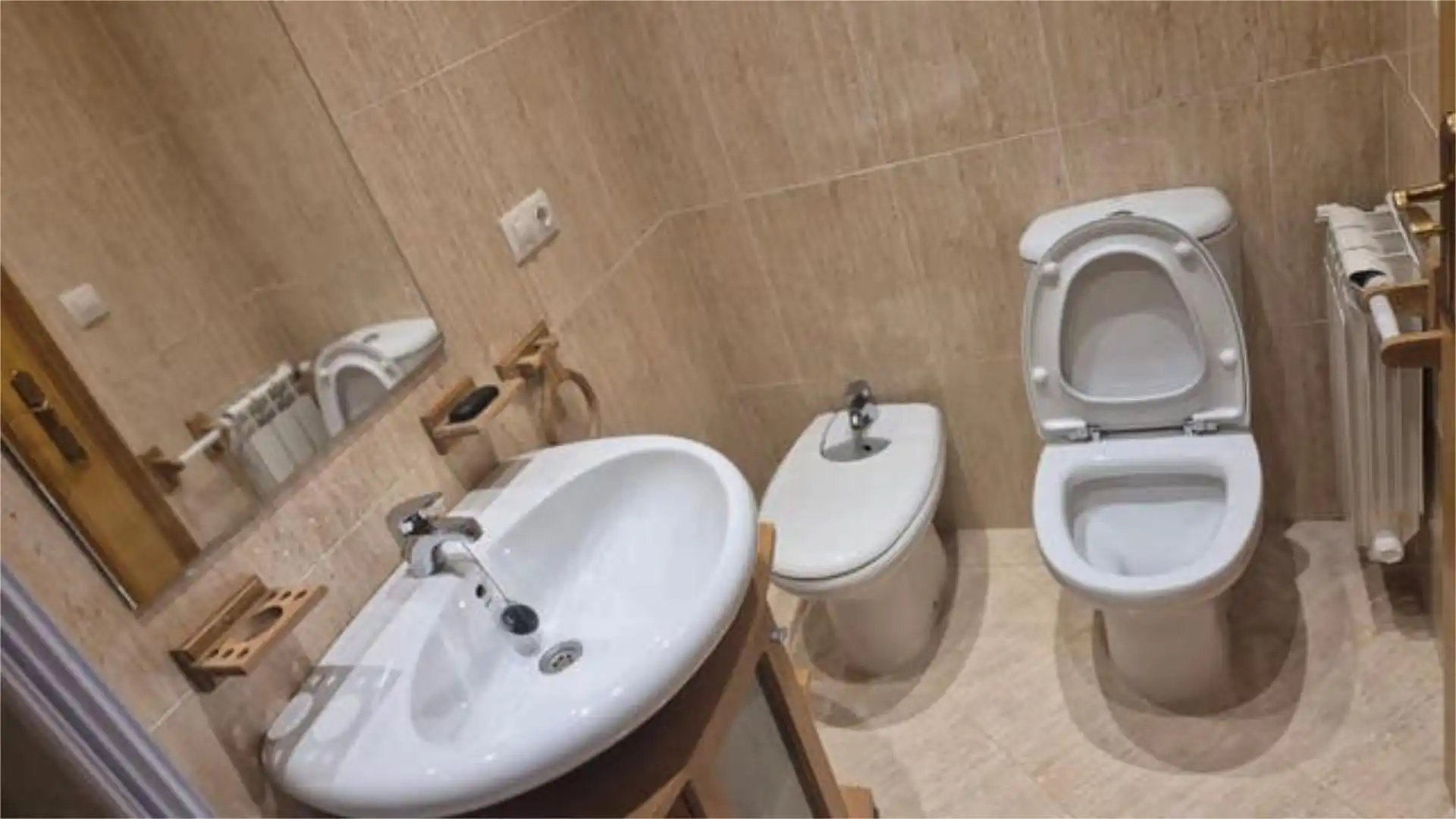 Wohnungen zur Miete in Celanova Badezimmer von Wohnungen zur Miete in Celanova mit Heizung und Möbliert