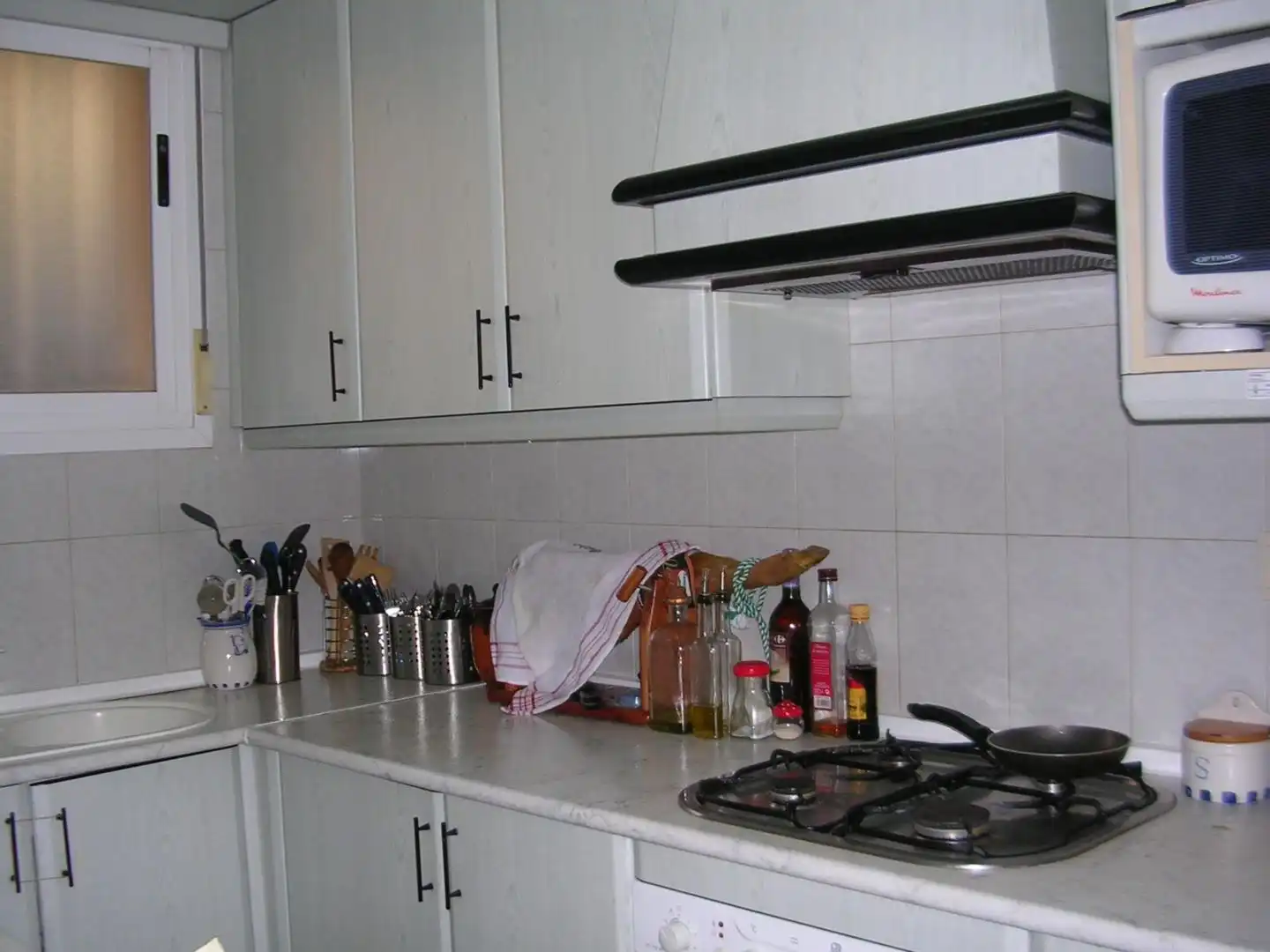Flat for sale in Calle Luciano, 87, Cenes de la Vega Kitchen of Flat for sale in Cenes de la Vega with Air Conditioner, Heating and Private garden