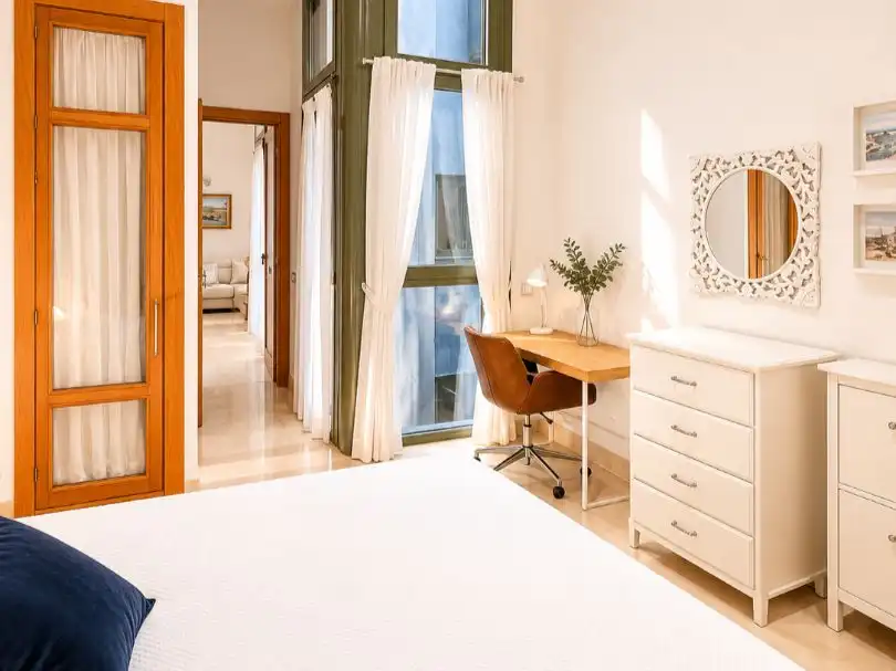 Flat for rent in Calle Sierpes, 1, Alfalfa - Santa Cruz Bedroom of Flat for rent in Sevilla with Air Conditioner, Heating and Furnished