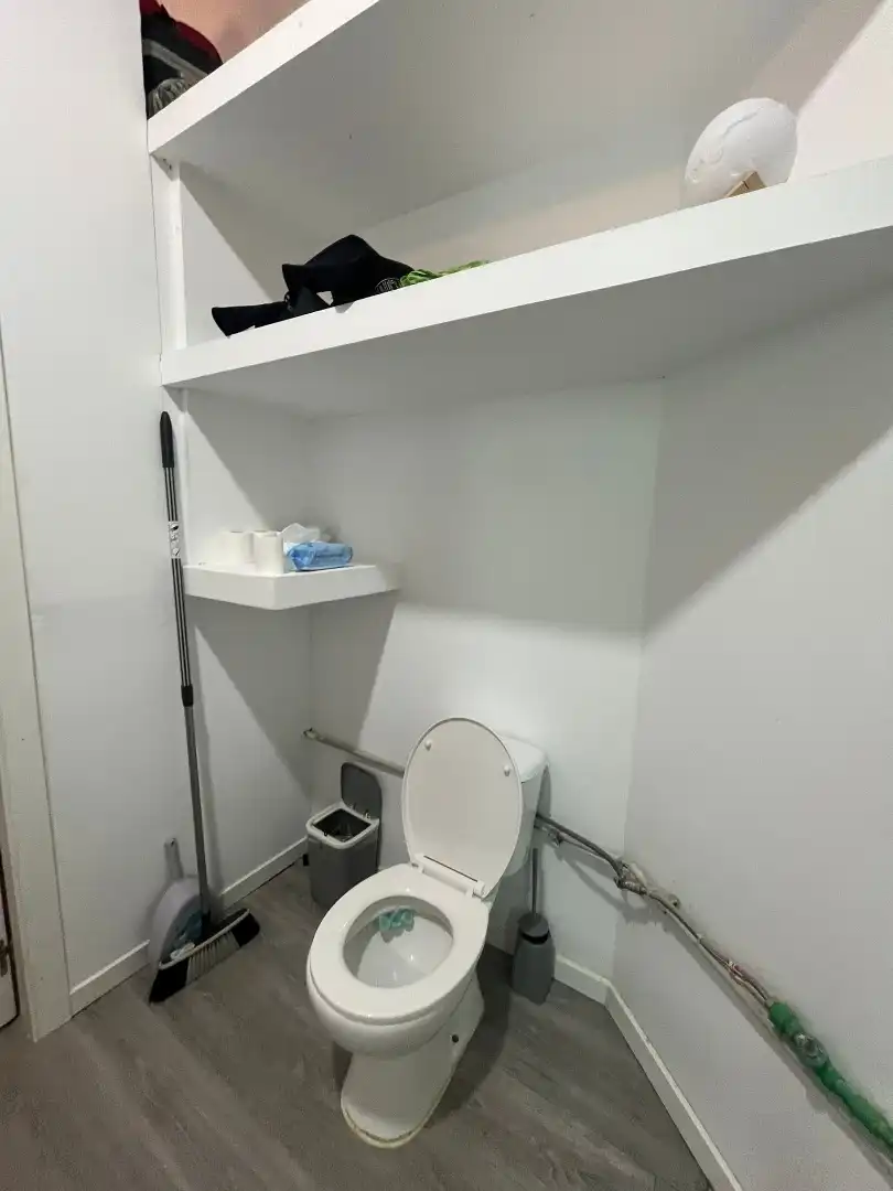Baño de Estudio de alquiler en Adeje con Amueblado, TV y Internet