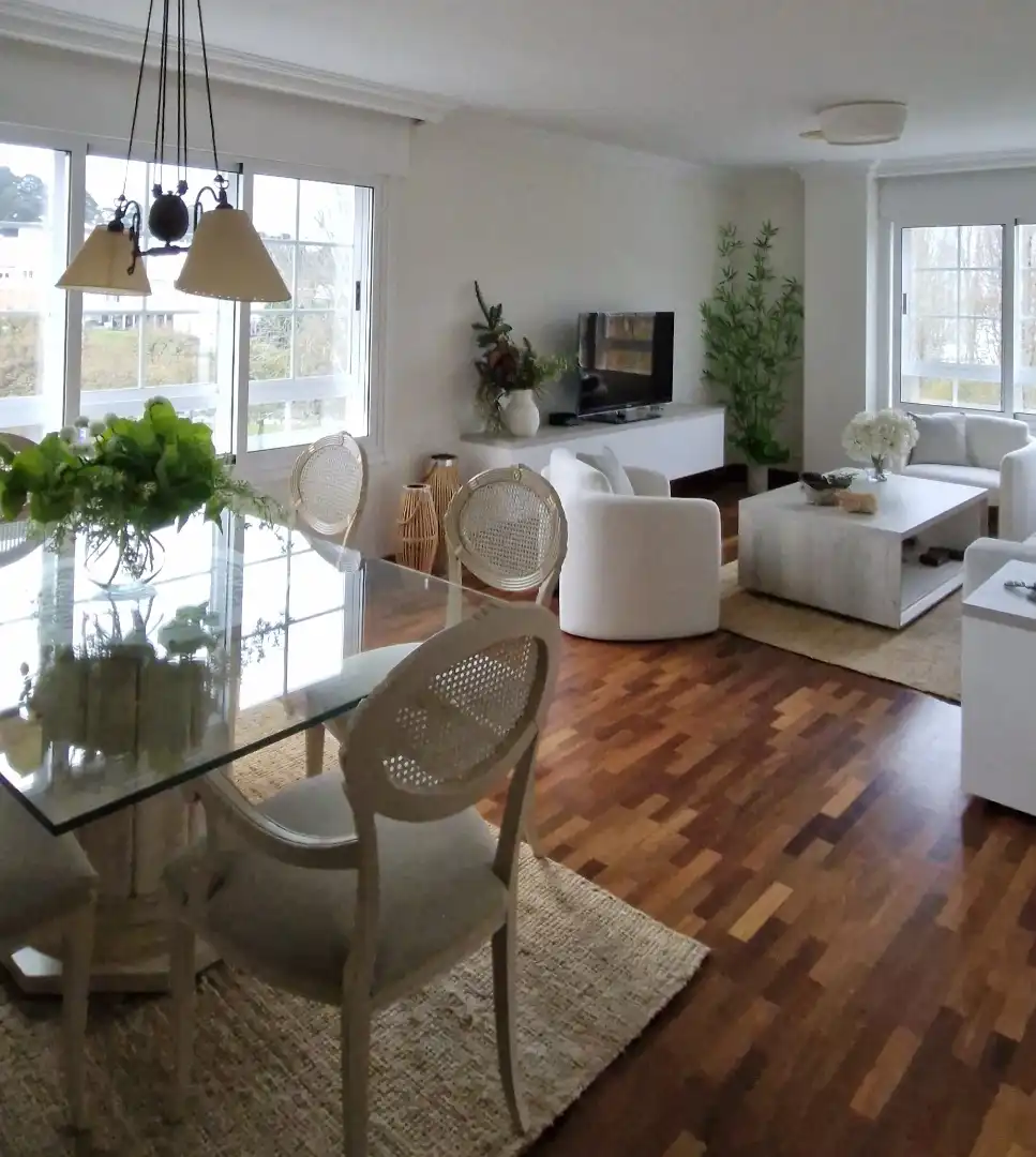 Flat for rent in Plaza Exilio, 1, Liáns Dining room of Flat for rent in Oleiros with Heating, Parquet flooring and Storage room