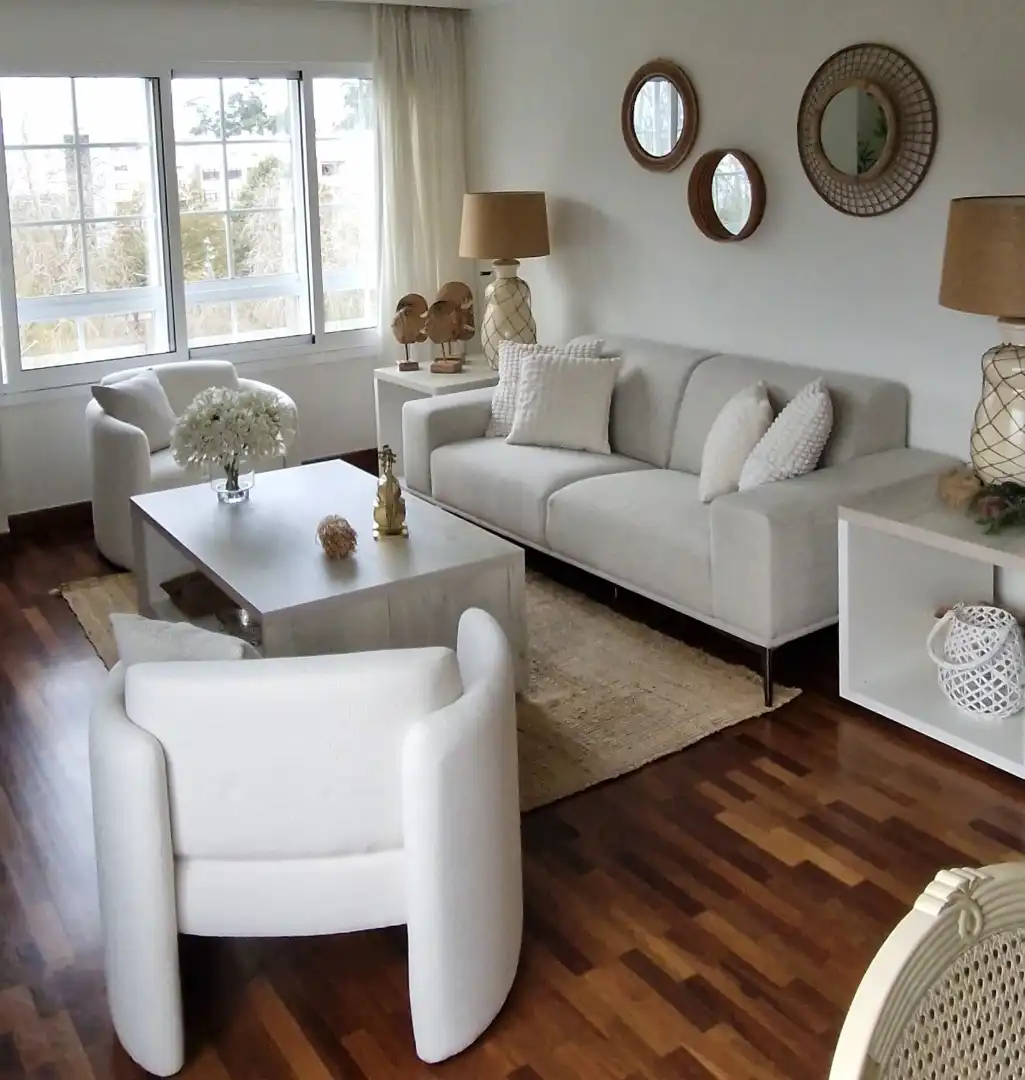 Flat for rent in Plaza Exilio, 1, Liáns Living room of Flat for rent in Oleiros with Heating, Parquet flooring and Storage room