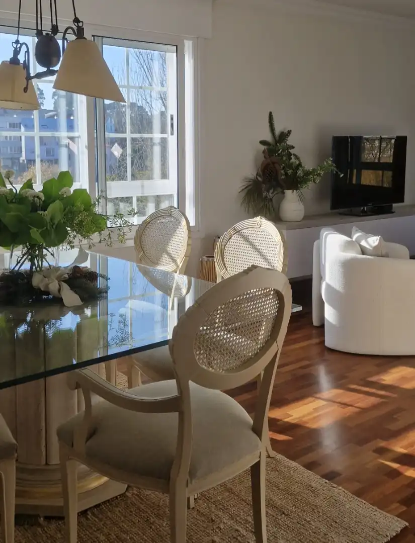 Flat for rent in Plaza Exilio, 1, Liáns Dining room of Flat for rent in Oleiros with Heating, Parquet flooring and Storage room
