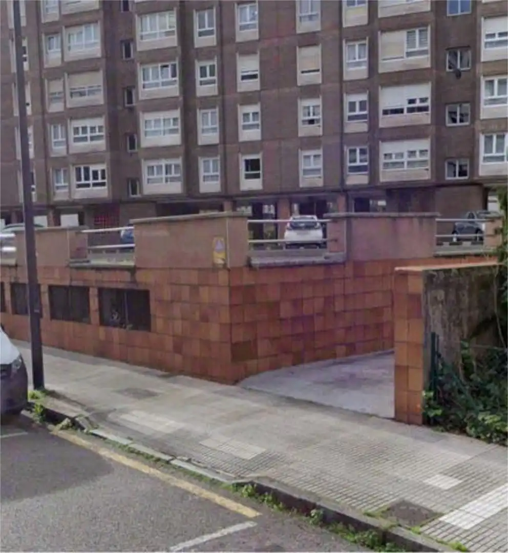 Vista exterior de Garaje de alquiler en Gijón 