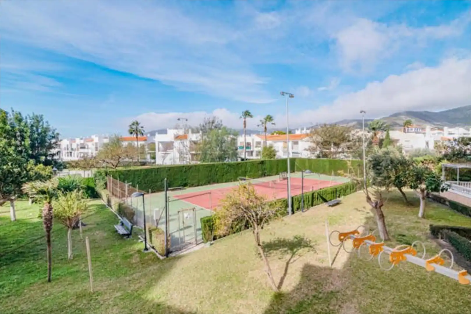 Piso de alquiler en Calahonda - Carchuna Jardín de Piso de alquiler en Motril con Jardín privado, Piscina y Amueblado