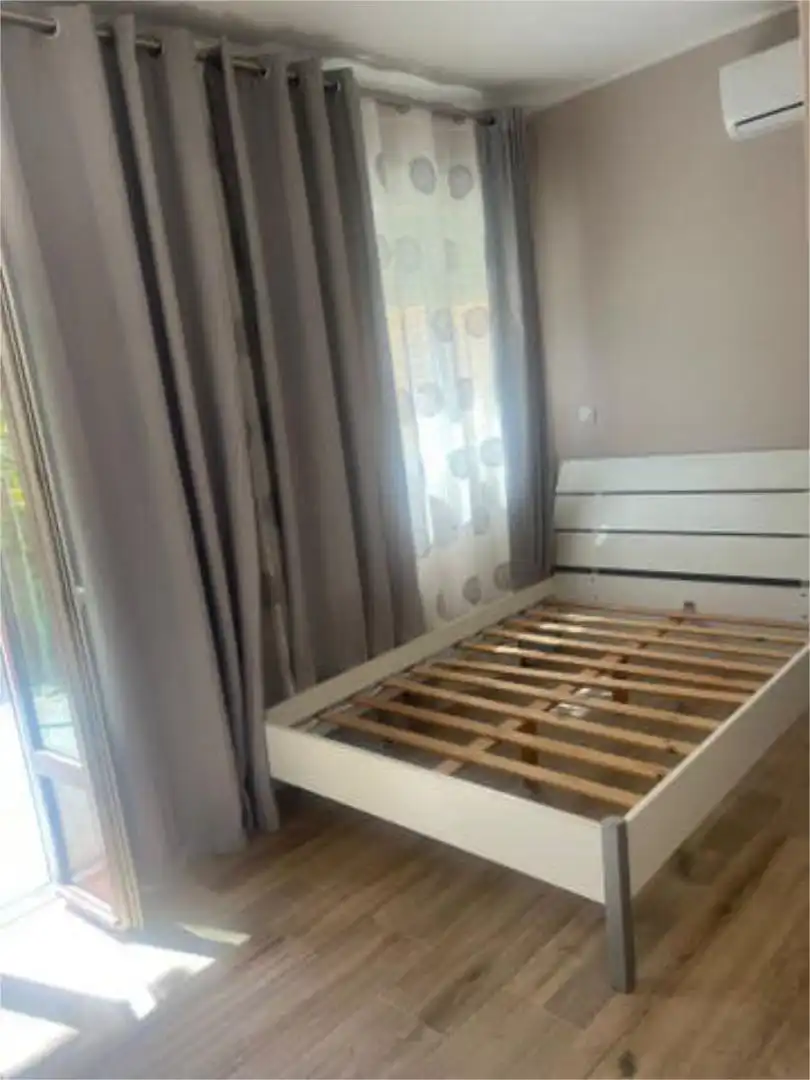 Habitación de Ático de alquiler en Majadahonda con Jardín privado, Terraza y Amueblado
