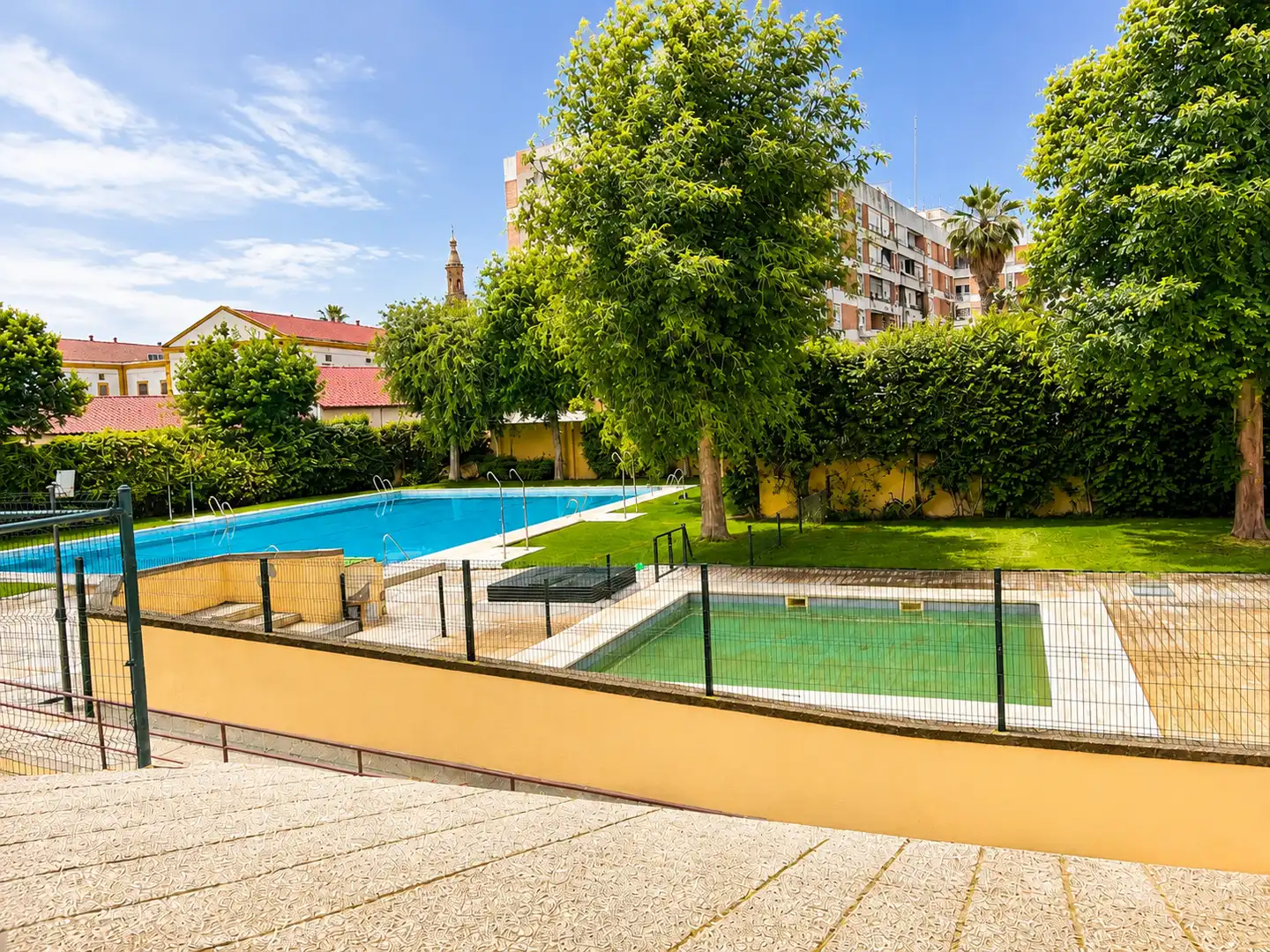 Piso en venta en Calle Doctor Pedro de Castro, 4, Parque María Luisa -Giralda Sur Piscina de Piso en venta en Sevilla Capital con Aire acondicionado, Terraza y Piscina
