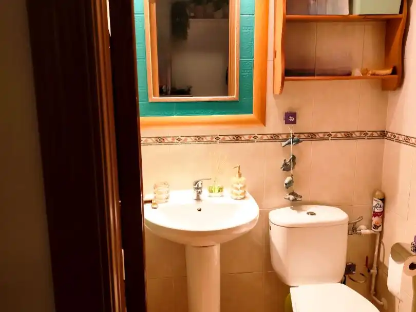 Baño de Casa adosada en venta en Valdemoro con Aire acondicionado, Calefacción y Jardín privado