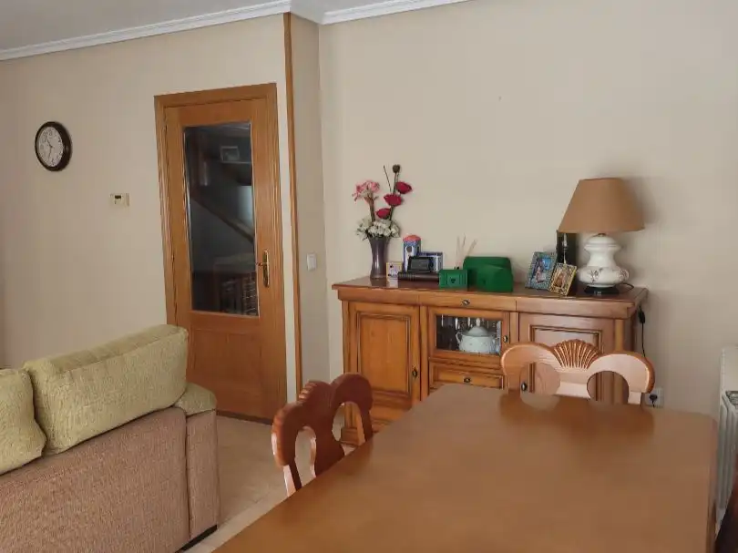 Comedor de Casa adosada en venta en Valdemoro con Aire acondicionado, Calefacción y Jardín privado
