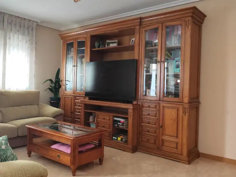 Sala de estar de Casa adosada en venta en Valdemoro con Aire acondicionado, Calefacción y Jardín privado