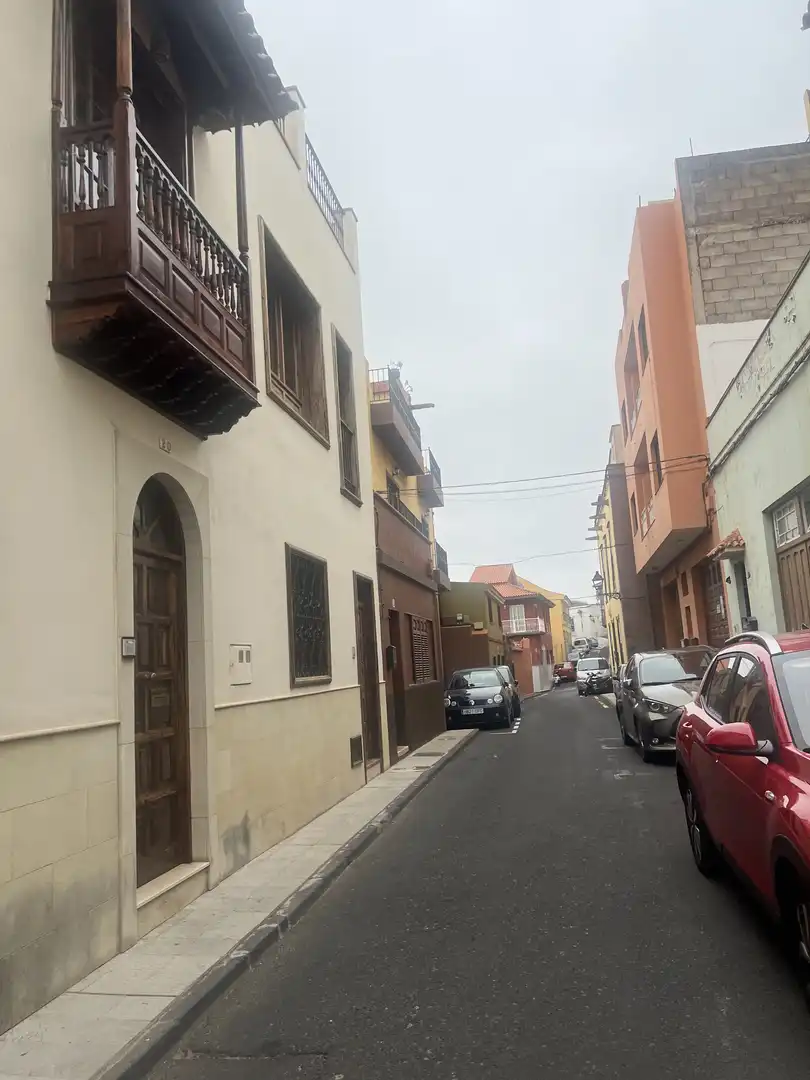 Vista exterior de Casa o chalet en venta en La Orotava con Jardín privado, Parquet y Terraza